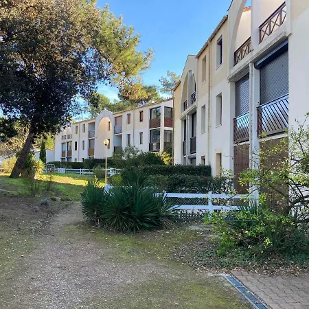 2 Pièces Avec Jardinet, Proche Et Forêt à - Fr-1-550-64 Saint-Georges-de-Didonne